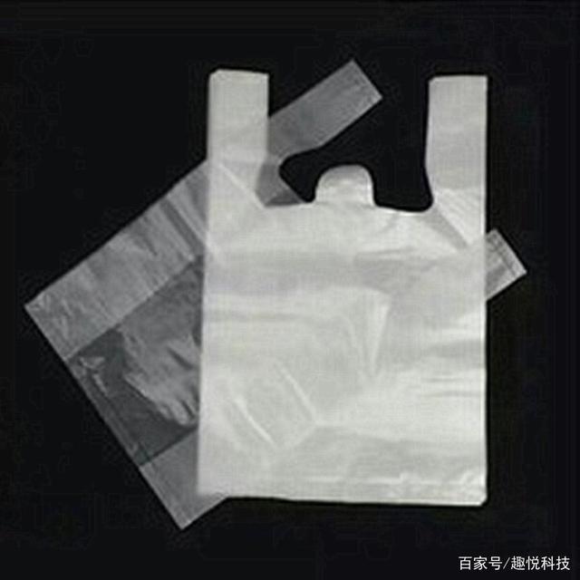 告别“白色污染” 禁用不可降解塑料袋背后的环境救赎